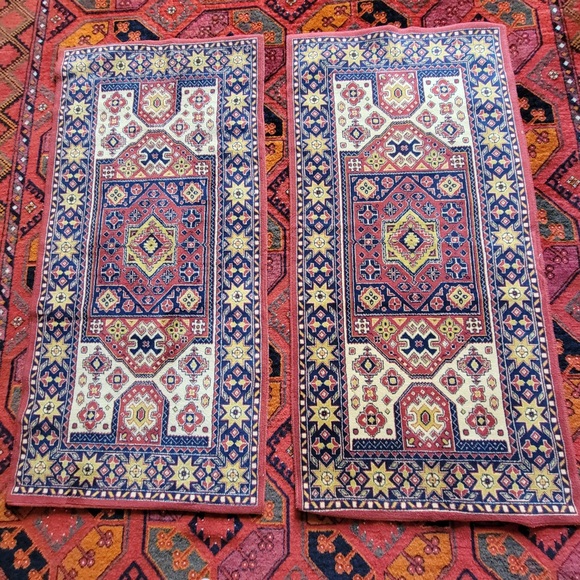 Vibrant Geometric Patterned Rug rectangle - Picture 12 of 16